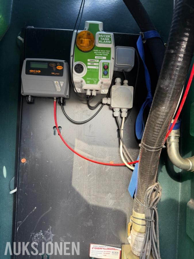 2018 Diesel tank 9400L V9400