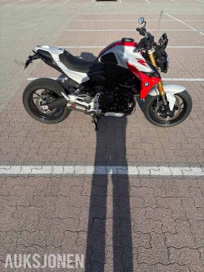 2021 BMW F 900 R