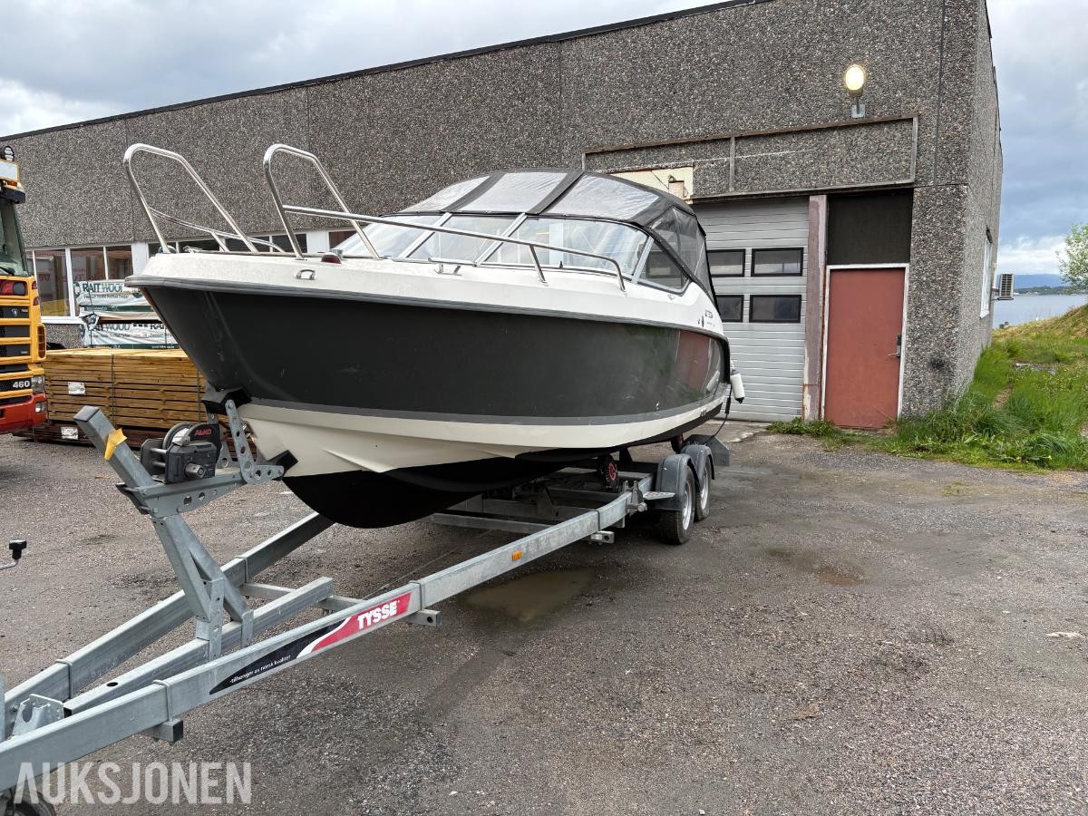 2011 Uttern D62 Exclusive Daycruiser m/Mercury 150 Verado 4-takt