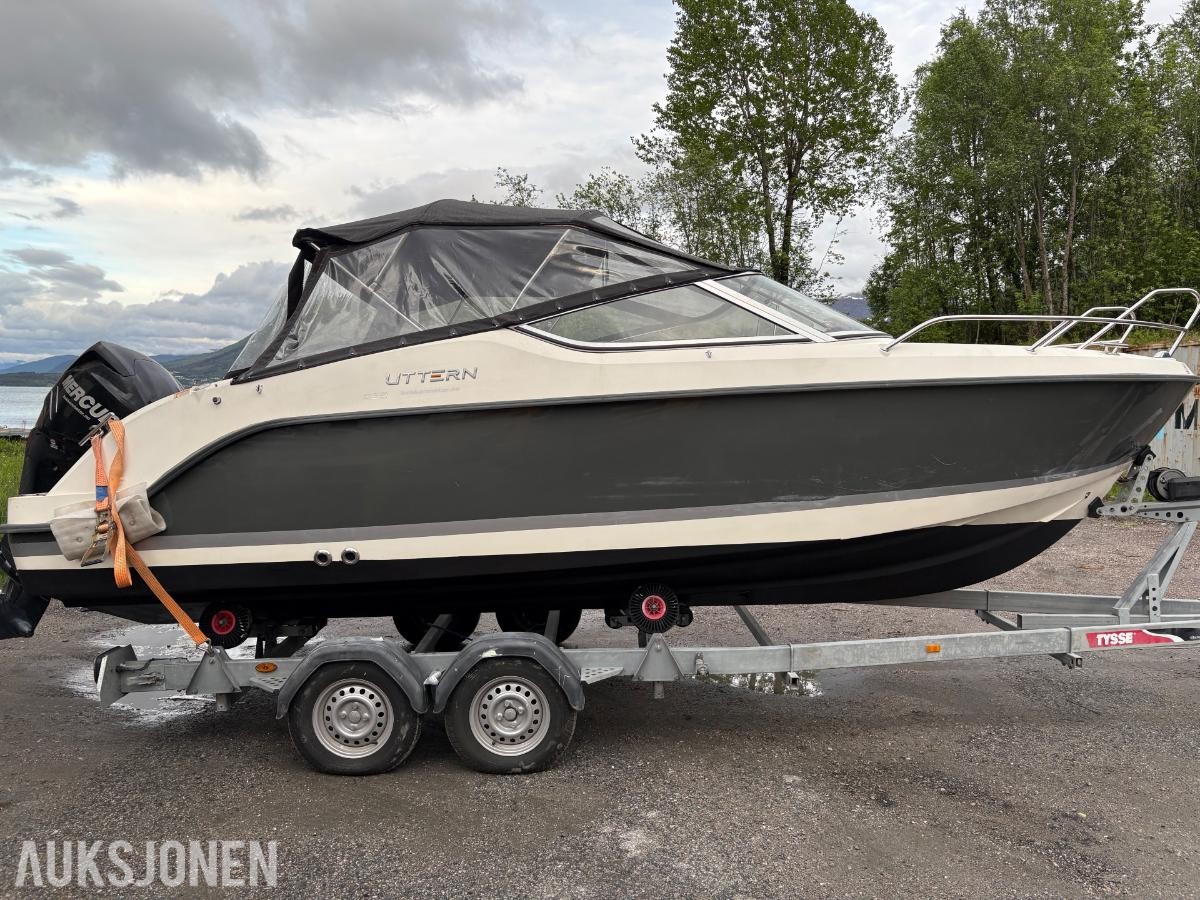 2011 Uttern D62 Exclusive Daycruiser m/Mercury 150 Verado 4-takt