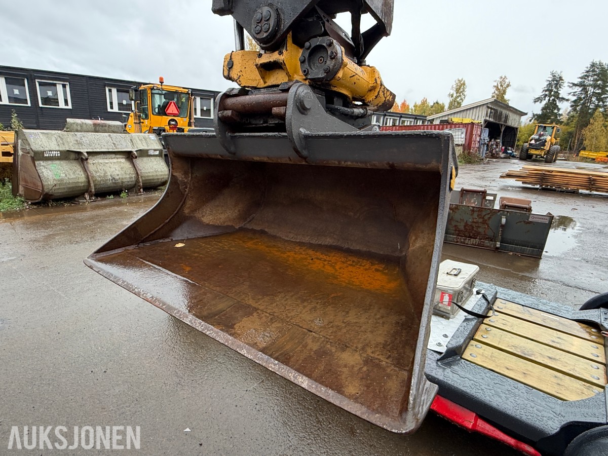 2015 Volvo ECR58D / Rail/skinnegående / Rototilt / Bæreskuffe + 3x skuffer