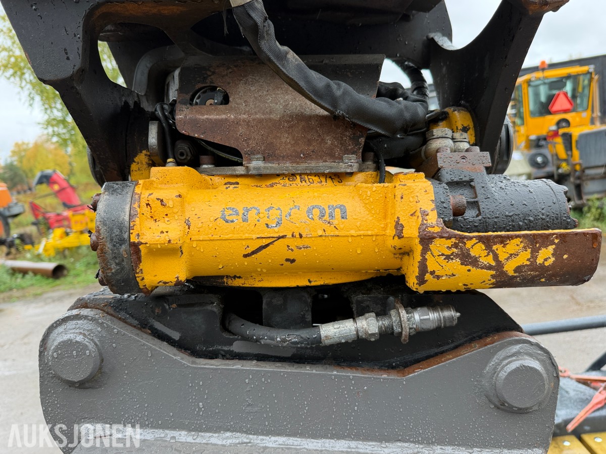 2015 Volvo ECR58D / Rail/skinnegående / Rototilt / Bæreskuffe + 3x skuffer