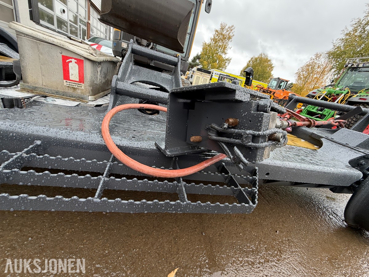 2015 Volvo ECR58D / Rail/skinnegående / Rototilt / Bæreskuffe + 3x skuffer