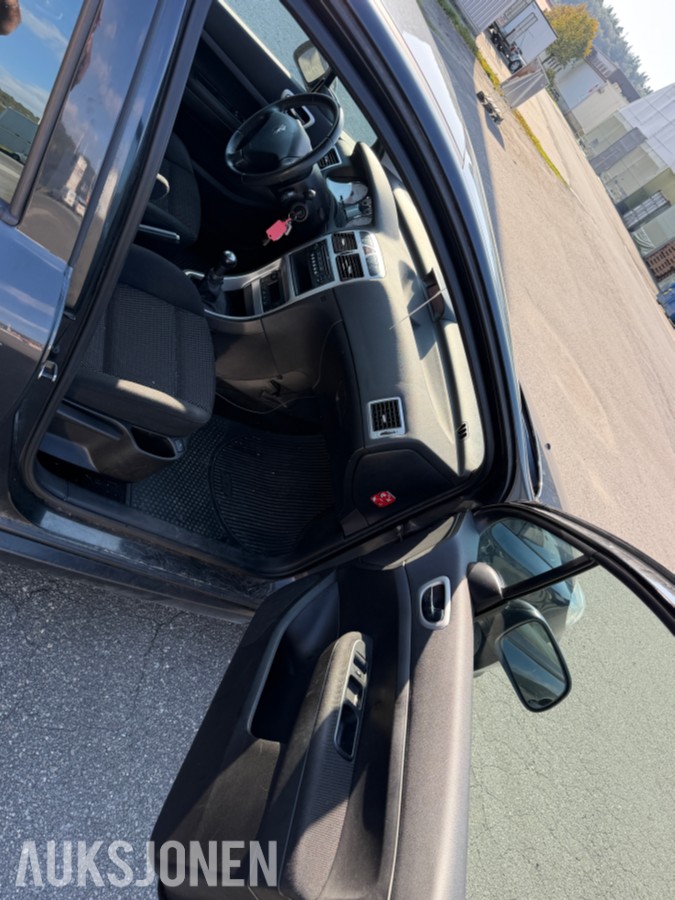 2007 Peugeot 307 1.6 D 90 HK MANUELL PARKERINGSSENSORER
