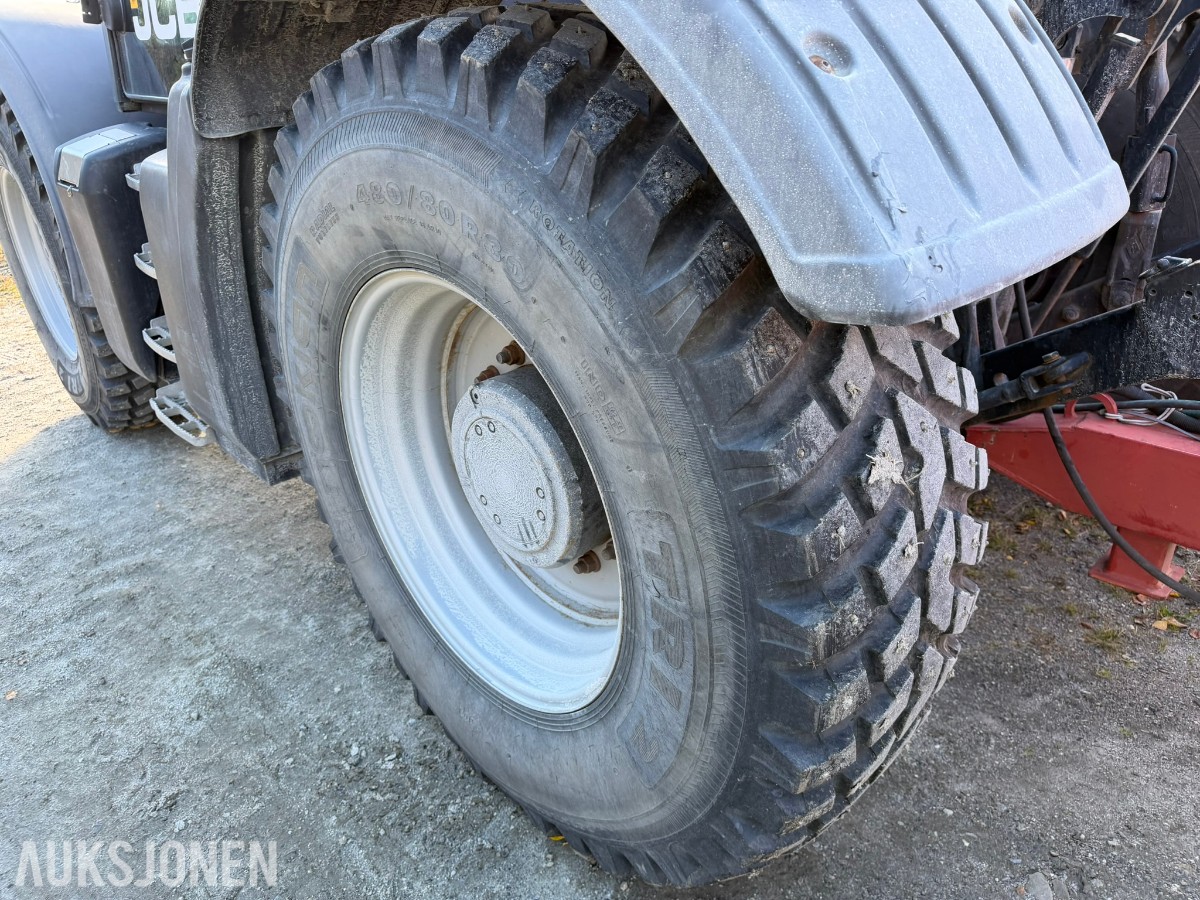 2012 JCB Fastrac 3230 traktor