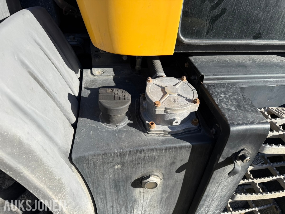 2012 JCB Fastrac 3230 traktor