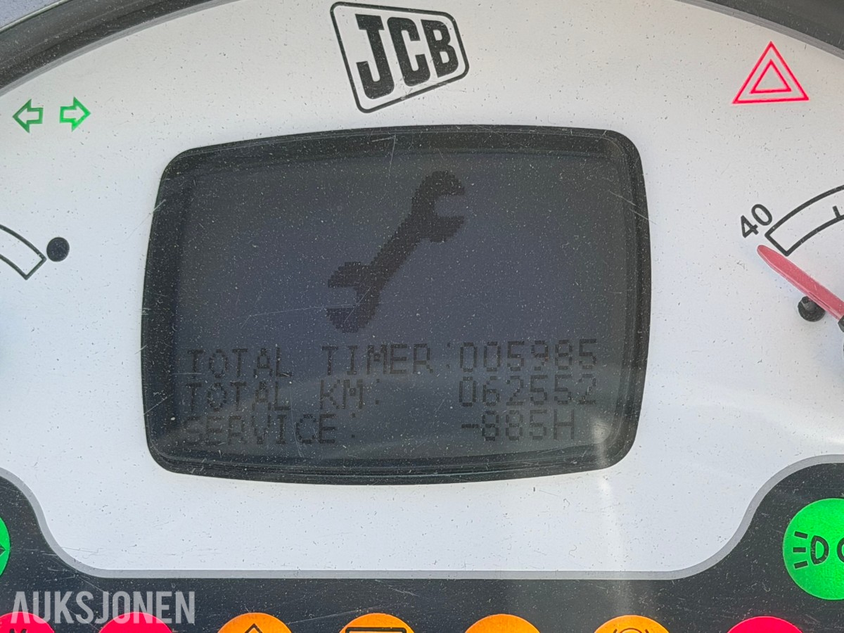 2012 JCB Fastrac 3230 traktor