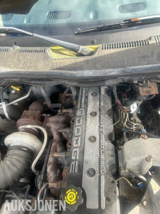 2001 Dodge RAM 2500 5.9 Cummins Automat, Hengerfeste