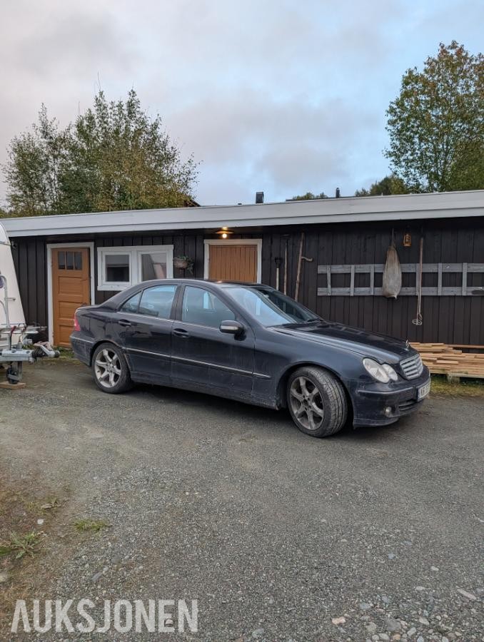 2006 Mercedes-Benz C 180 KOMPRESSOR 1.8 BENSIN 143HK AUTOMAT CRUISEKONTROLL