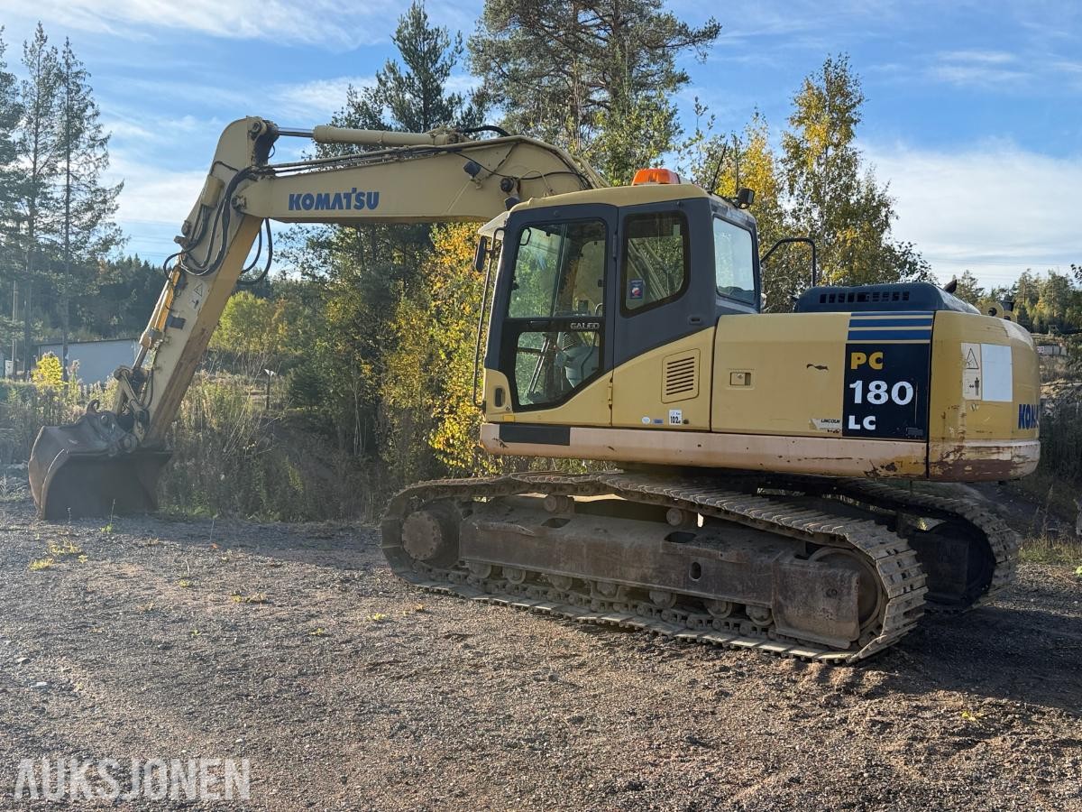 2003 Komatsu PC180LC-7K gravemaskin med skuffe - Sentralsmøring