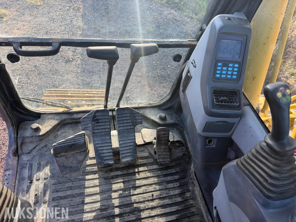 2003 Komatsu PC180LC-7K gravemaskin med skuffe - Sentralsmøring