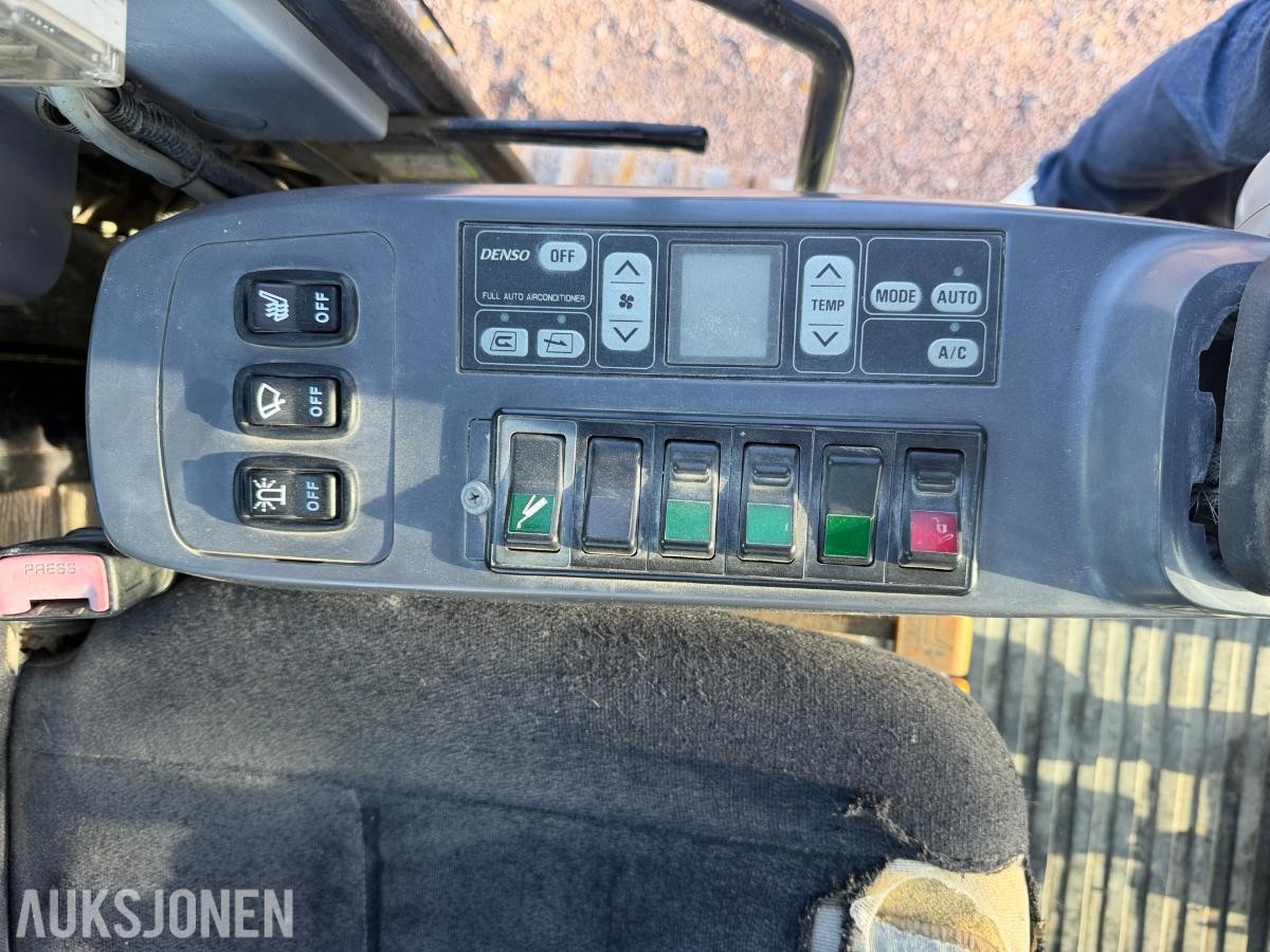 2003 Komatsu PC180LC-7K gravemaskin med skuffe - Sentralsmøring