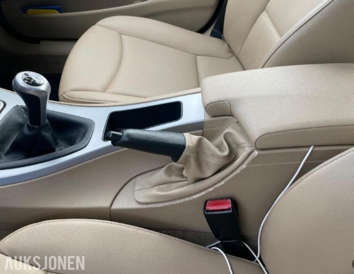 2007 BMW 3-serie 316I 1.6, Skinninteriør