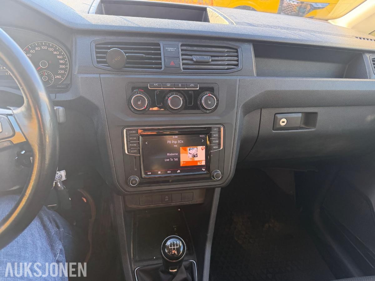 2017 VOLKSWAGEN CADDY 2.0 TDI HENGERFESTE RYGGEKAMERA