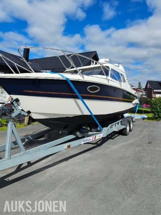 2010 Bella Falcon 26 med Cummins mercrusier 320 
