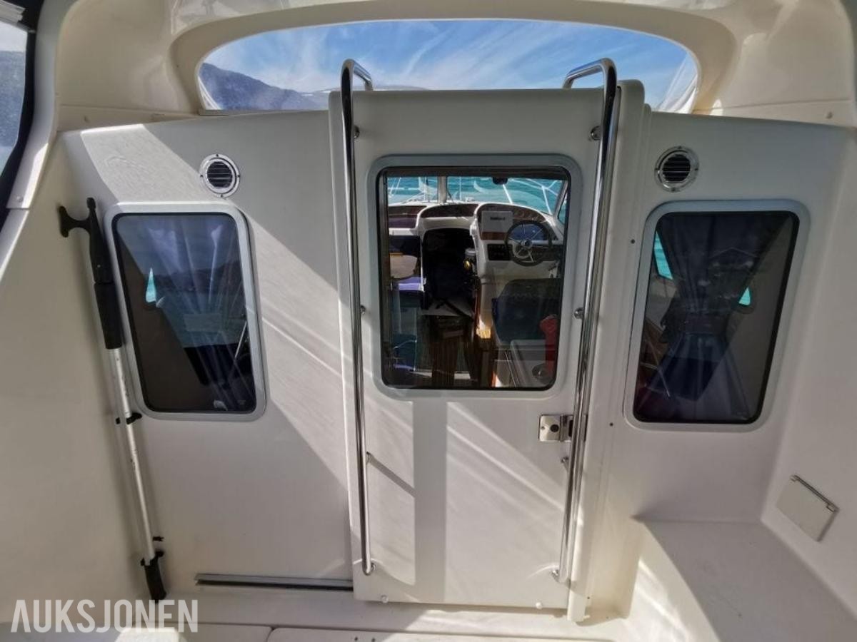 2010 Bella Falcon 26 med Cummins mercrusier 320 