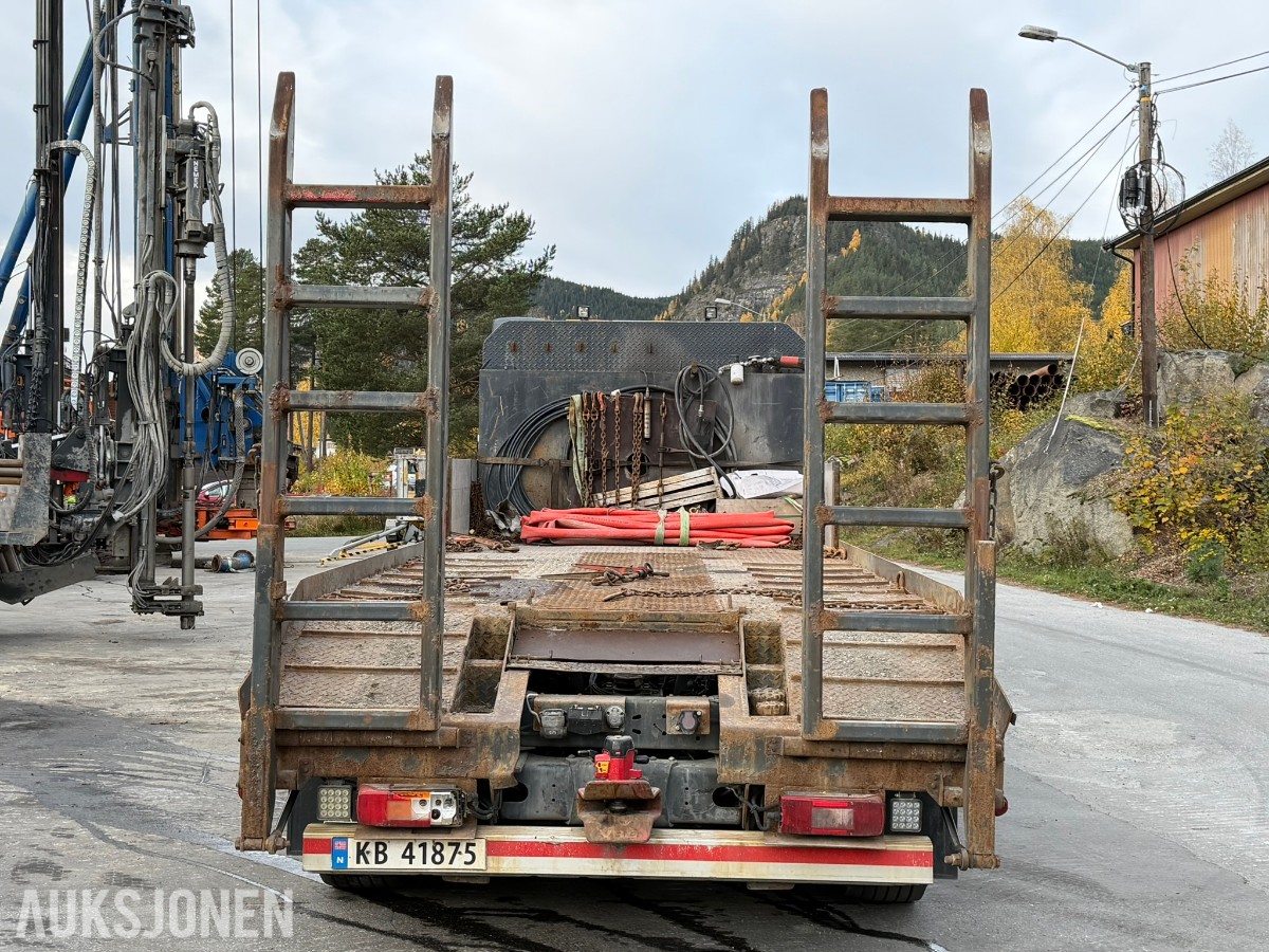 2013 Volvo FMX 500 lastebil med maskinplan - 8x4