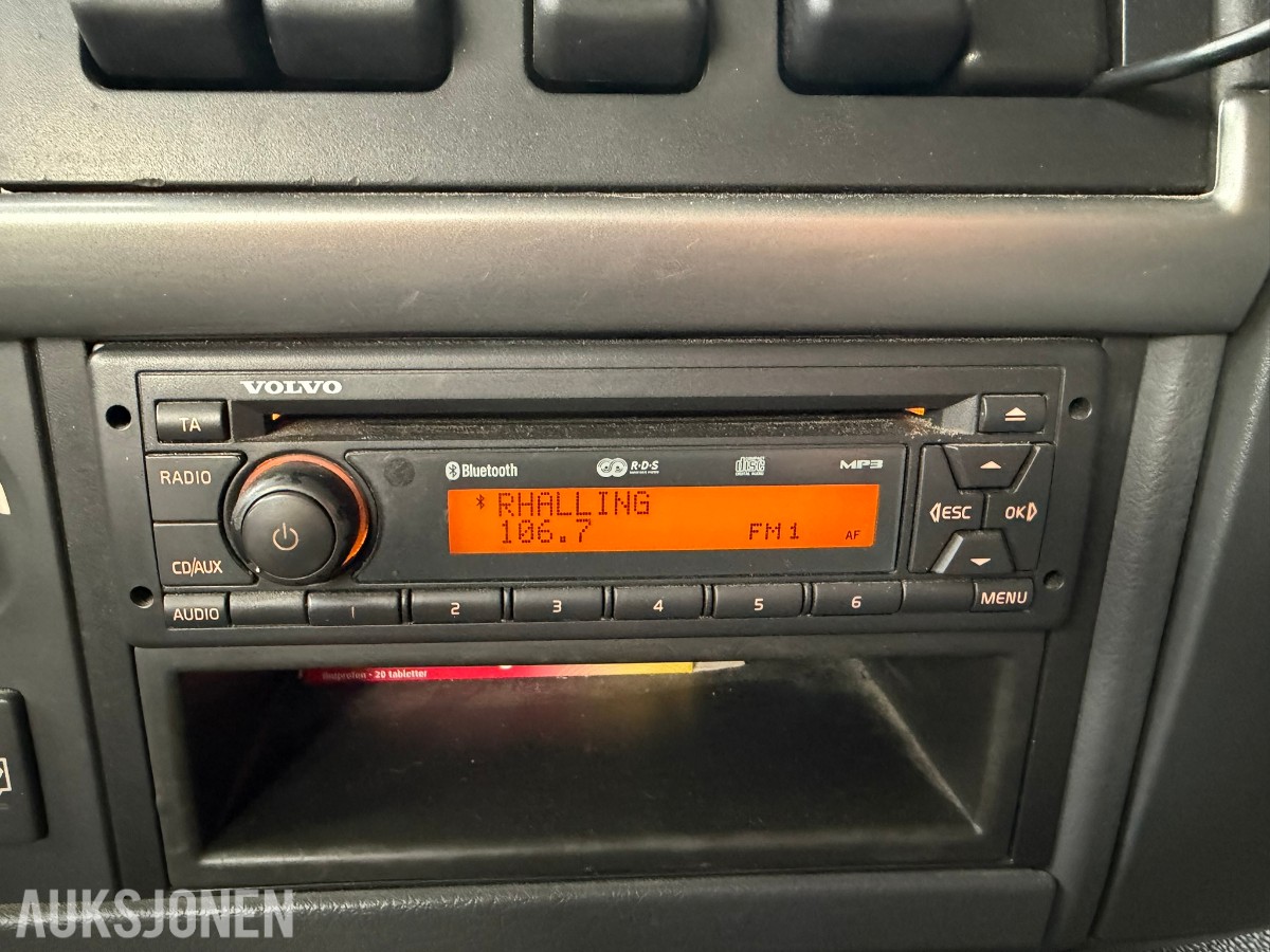 2013 Volvo FMX 500 lastebil med maskinplan - 8x4
