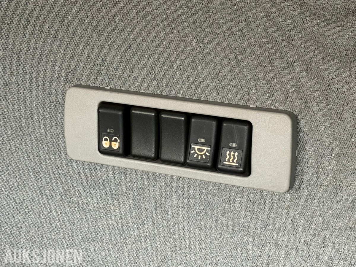 2013 Volvo FMX 500 lastebil med maskinplan - 8x4