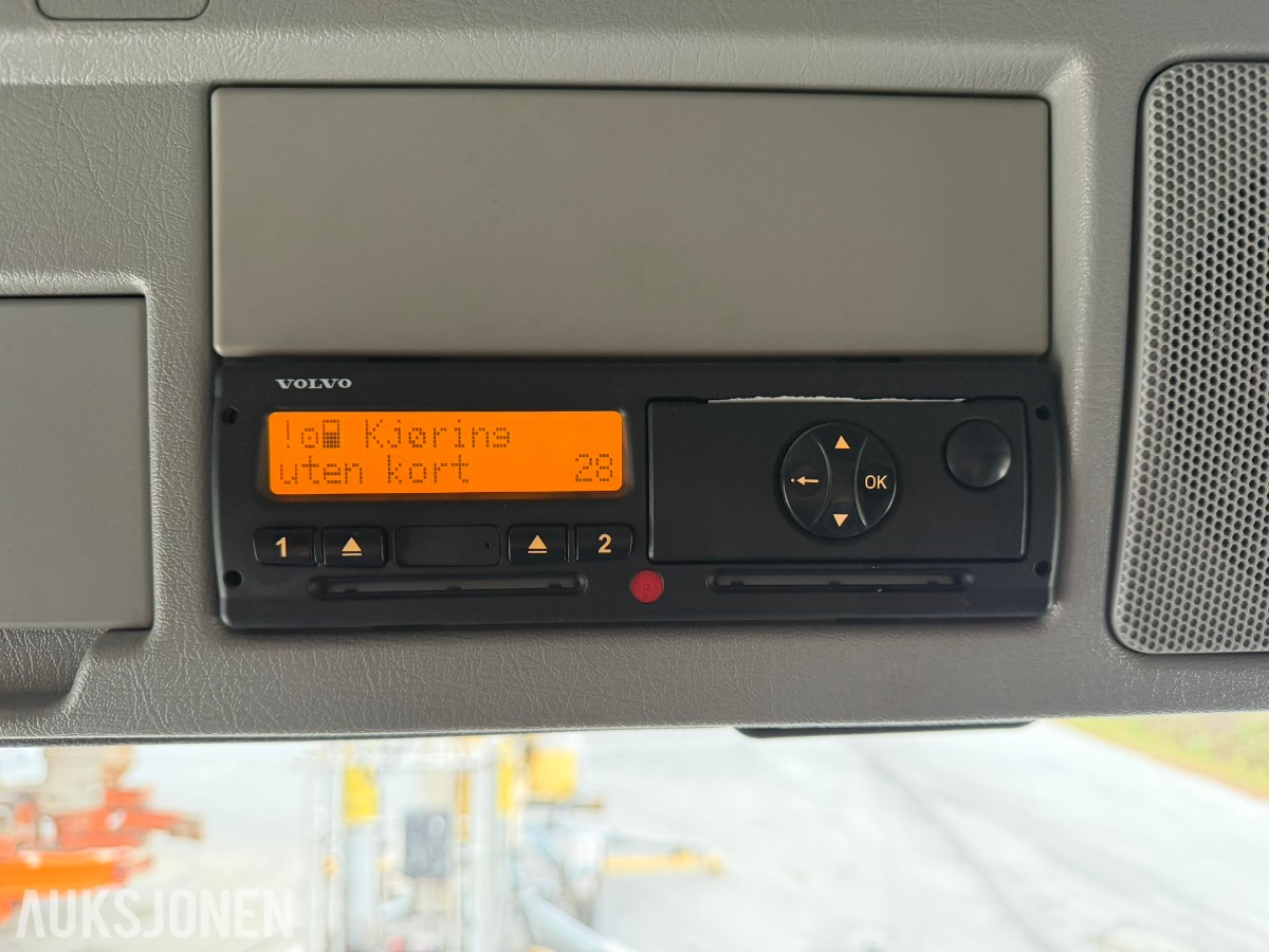 2013 Volvo FMX 500 lastebil med maskinplan - 8x4