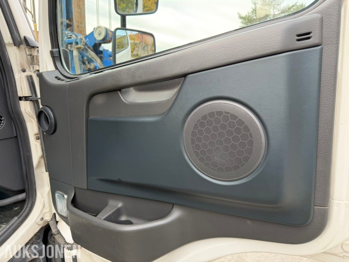 2013 Volvo FMX 500 lastebil med maskinplan - 8x4