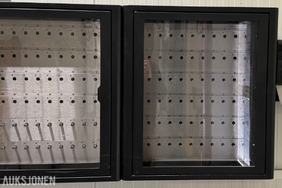 TRAKA SMART NØKKELSKAP M/MASTER OG SLAVE, 120 NØKKELPLASSER - S TOUCH PRO 60 LOADED