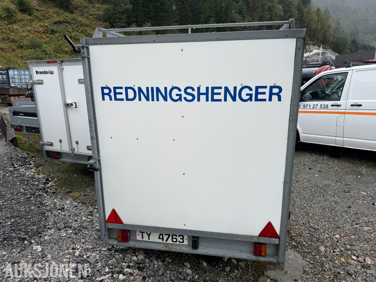 2003 Tysse redningshengar med aggregat og div utstyr