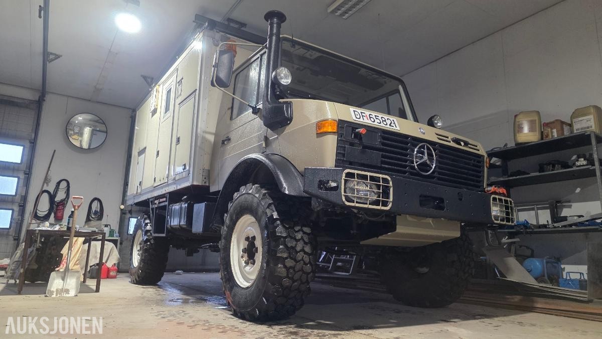1990 Mercedes-Benz UNIMOG 1550 L