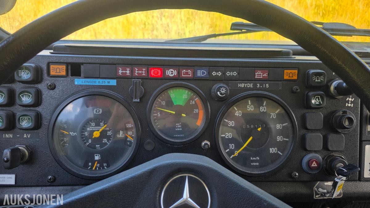 1990 Mercedes-Benz UNIMOG 1550 L