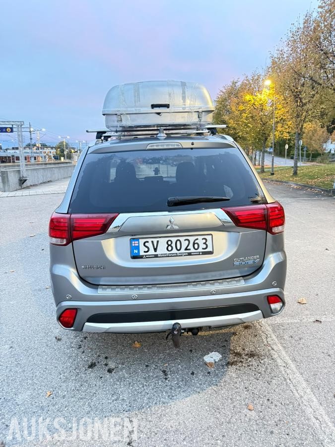 2017 Mitsubishi Outlander PHEV 2.0 HYBRID 202HK 4WD INSTYLE+ RYGGEKAMERA KUPEVARMER