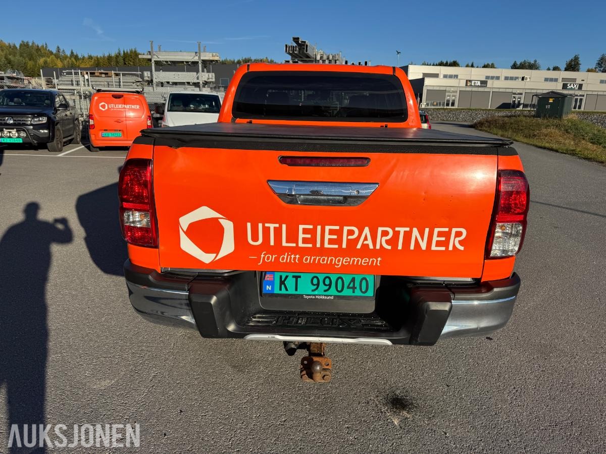 2019 Toyota Hilux Double Cab 2.4 150hk 4WD aut 4D / 204479km