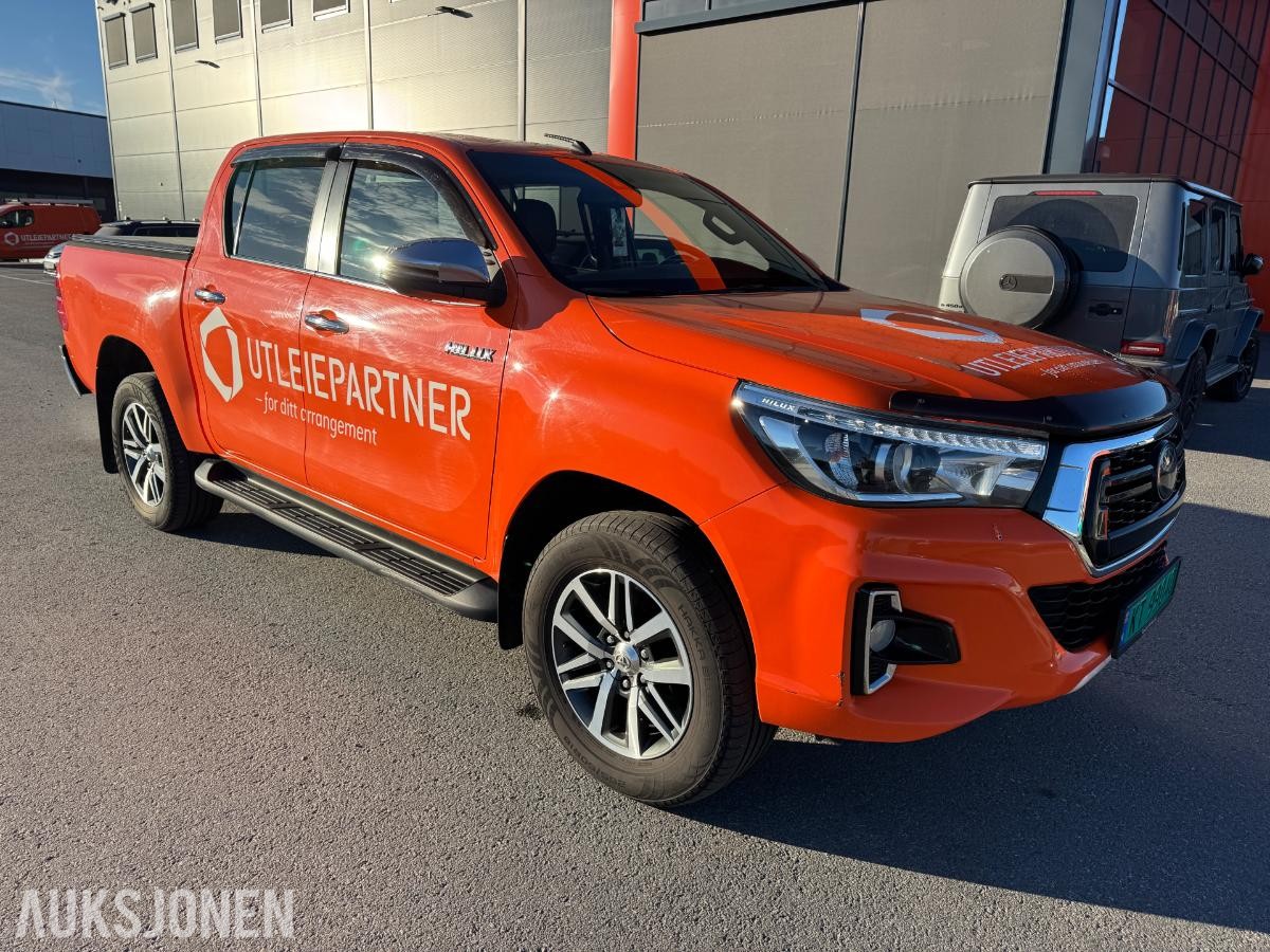 2019 Toyota Hilux Double Cab 2.4 150hk 4WD aut 4D / 204479km