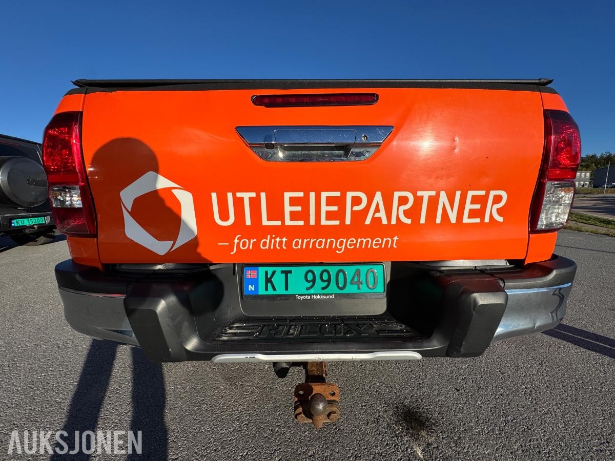 2019 Toyota Hilux Double Cab 2.4 150hk 4WD aut 4D / 204479km