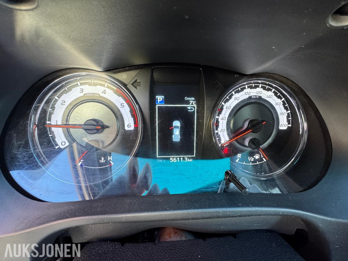 2019 Toyota Hilux Double Cab 2.4 150hk 4WD aut 4D / 204479km