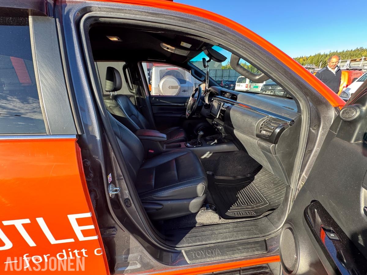 2019 Toyota Hilux Double Cab 2.4 150hk 4WD aut 4D / 204479km