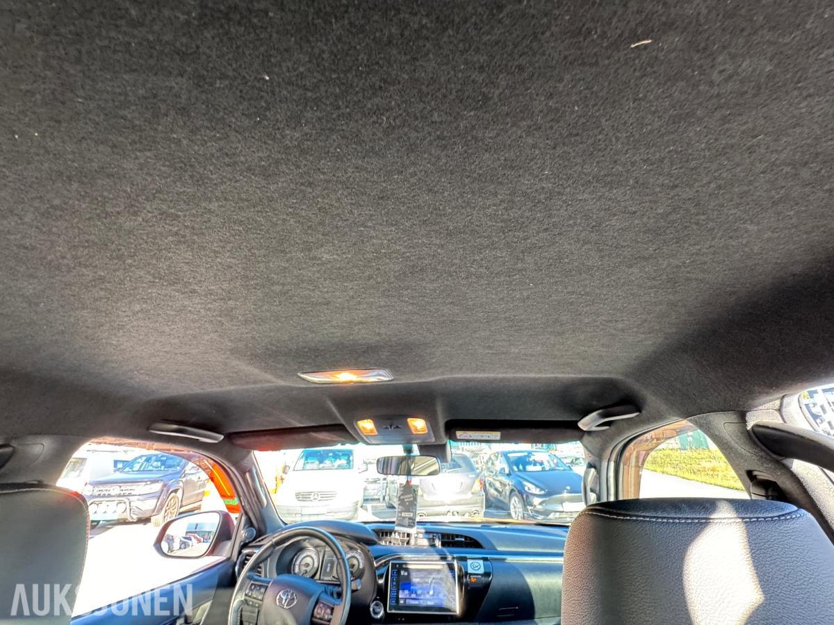 2019 Toyota Hilux Double Cab 2.4 150hk 4WD aut 4D / 204479km
