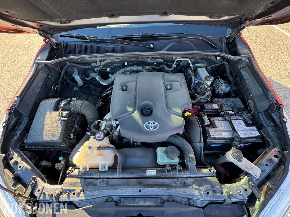 2019 Toyota Hilux Double Cab 2.4 150hk 4WD aut 4D / 204479km