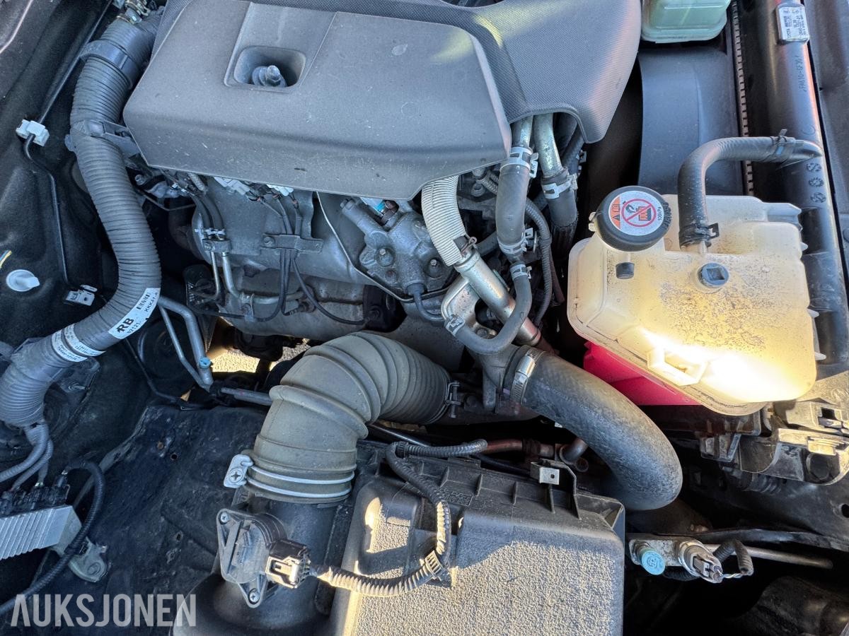2019 Toyota Hilux Double Cab 2.4 150hk 4WD aut 4D / 204479km