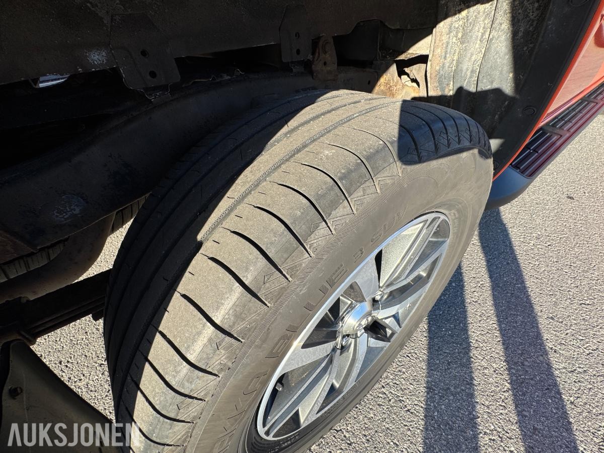 2019 Toyota Hilux Double Cab 2.4 150hk 4WD aut 4D / 204479km