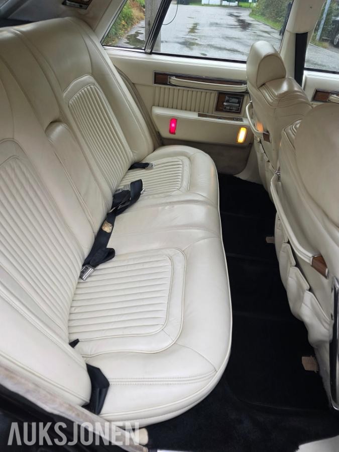1980 Cadillac Seville 6.0 152hk eu ok 11.2030 114000km