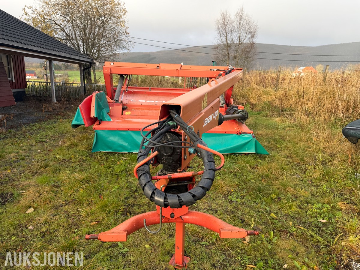 2008 KVERNLAND TAARUP 4232 LT SLÅMASKIN, 3,2 METERS ARBEIDSBREDDE