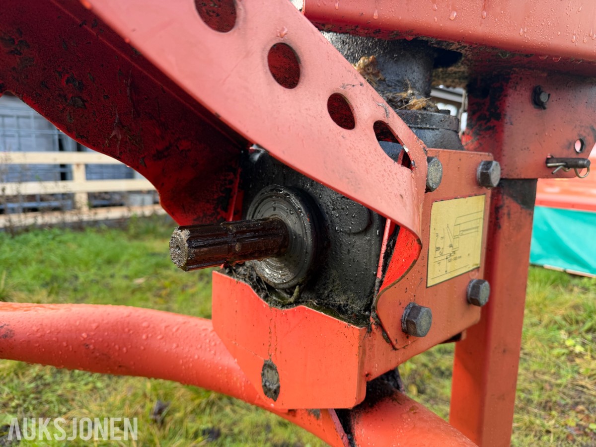 2008 KVERNLAND TAARUP 4232 LT SLÅMASKIN, 3,2 METERS ARBEIDSBREDDE