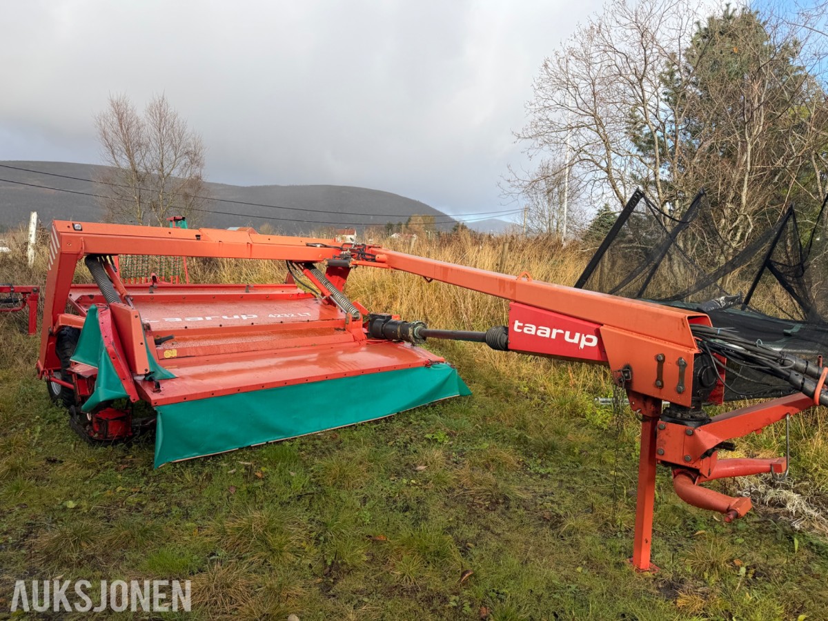 2008 KVERNLAND TAARUP 4232 LT SLÅMASKIN, 3,2 METERS ARBEIDSBREDDE