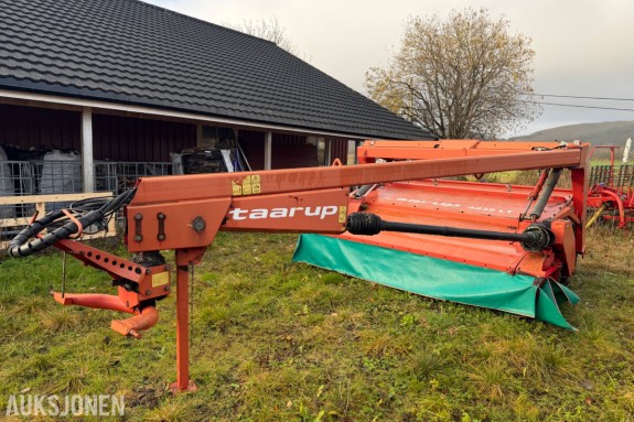 2008 KVERNLAND TAARUP 4232 LT SLÅMASKIN, 3,2 METERS ARBEIDSBREDDE
