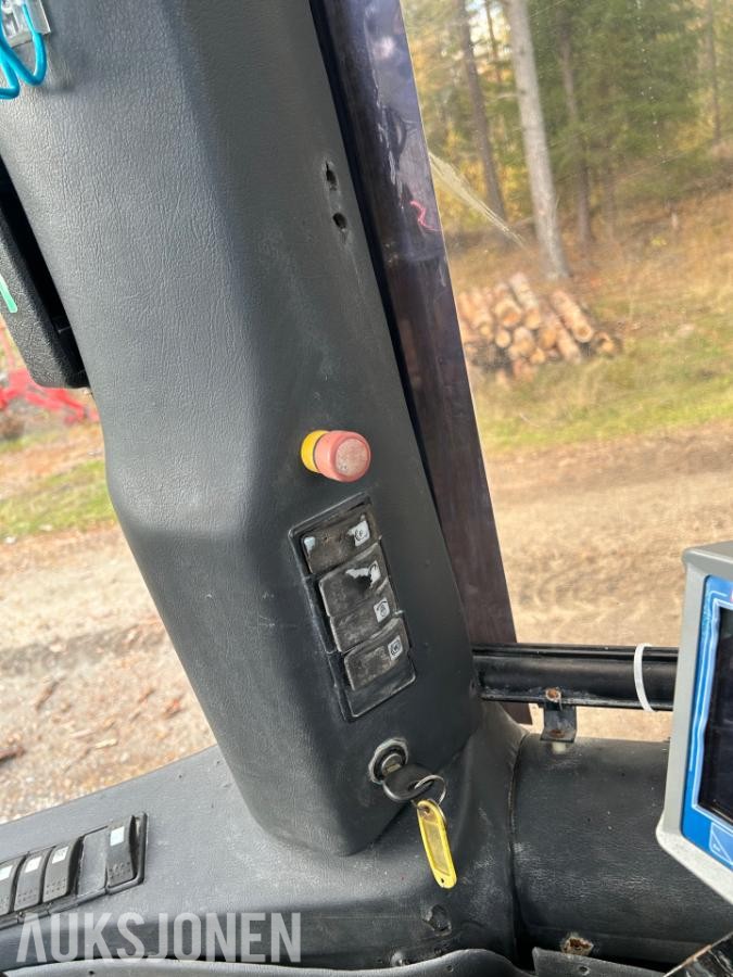 1998 Valmet 840.S2 lastbærer – reparasjonsobjekt