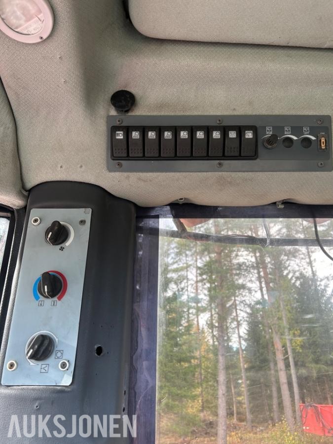 1998 Valmet 840.S2 lastbærer – reparasjonsobjekt