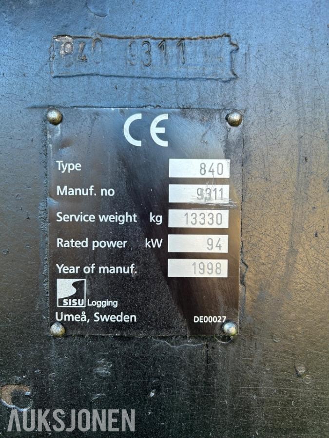 1998 Valmet 840.S2 lastbærer – reparasjonsobjekt