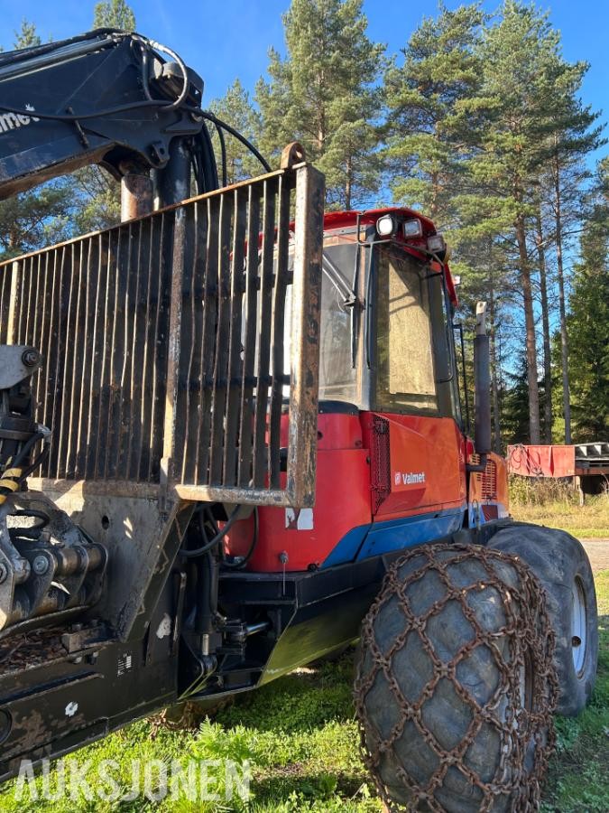 1998 Valmet 840.S2 lastbærer – reparasjonsobjekt