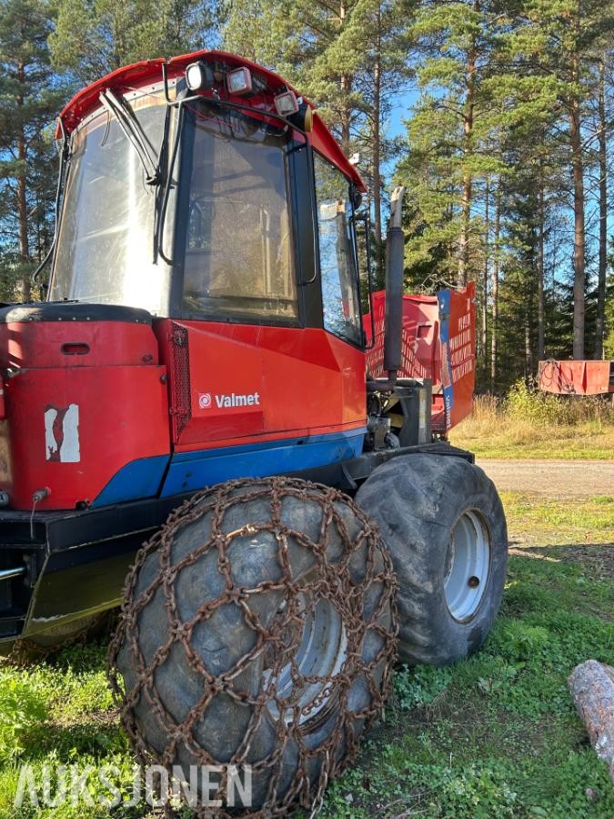 1998 Valmet 840.S2 lastbærer – reparasjonsobjekt