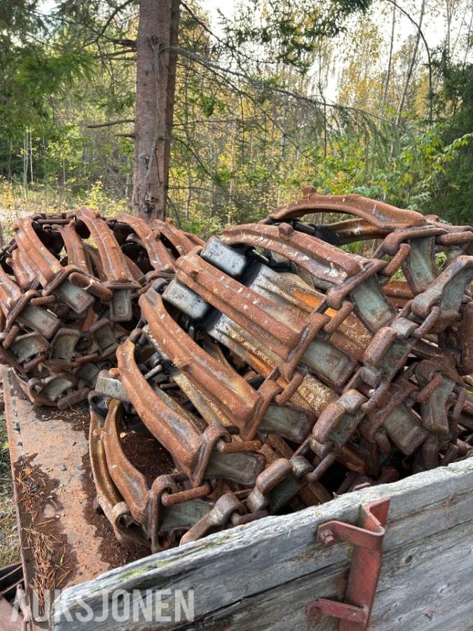 1998 Valmet 840.S2 lastbærer – reparasjonsobjekt